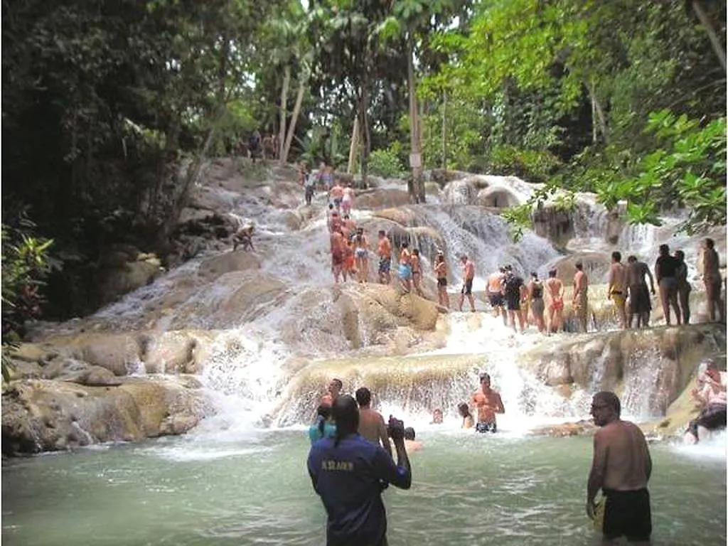 Sky Castles Apt J3 Ocho Rios Jamajka