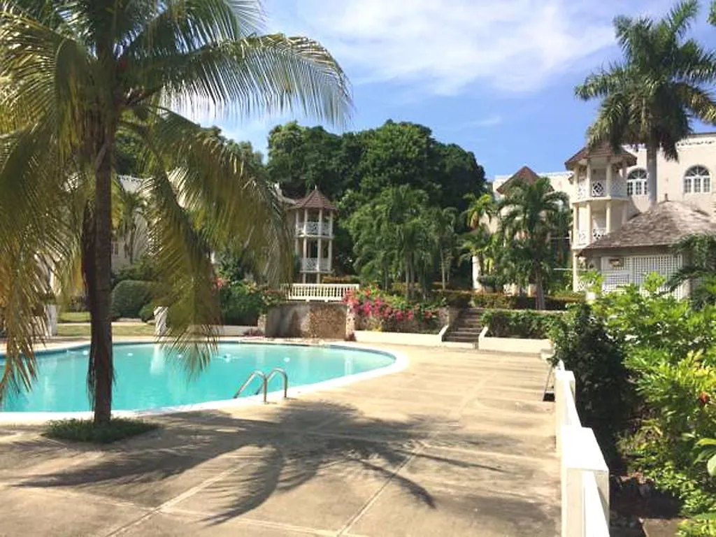 Sky Castles Apt J3 Ocho Rios Daire